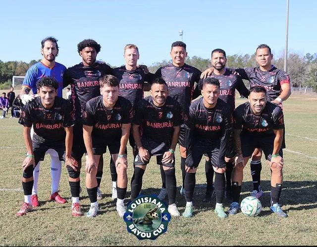 Equipo varonil en la Louisiana Bayou Cup