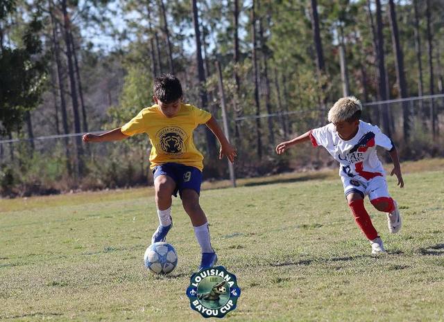 Partido infantil en la Louisiana Bayou Cup